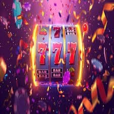 Play'n GO Dragon Tiger live table on mekar189 login showing dealer, betting interface, and real-time chat